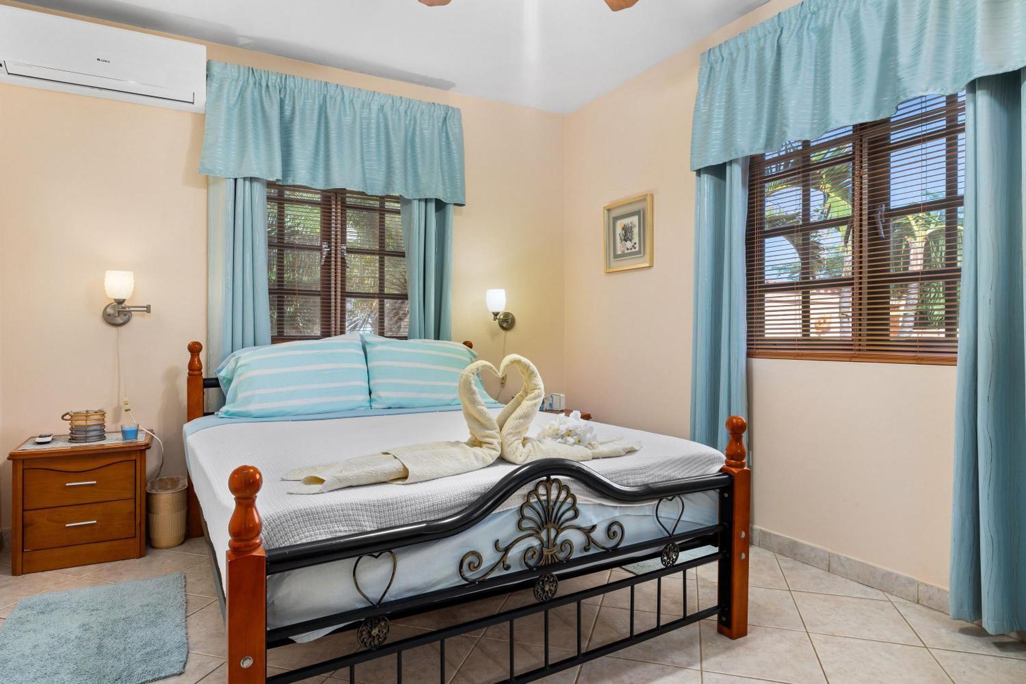 Sunrise Villa Is Gorgeous For Daily Views Of Sunrises And Sunsets Palm Beach Bagian luar foto