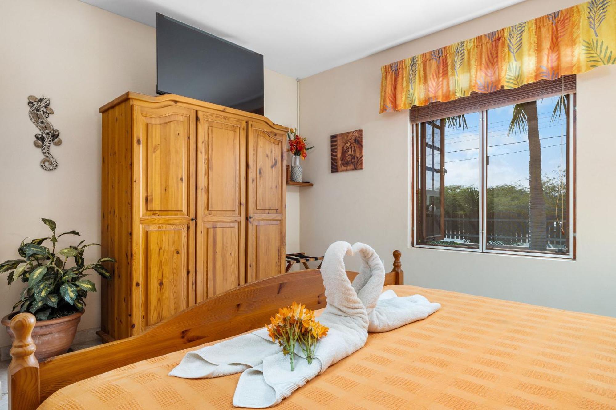 Sunrise Villa Is Gorgeous For Daily Views Of Sunrises And Sunsets Palm Beach Bagian luar foto